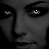 Glowing Monsters Eyes at Night – Easy Photoshop Tutorial