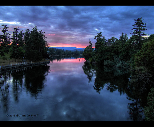 Best of: Glow - Photography and Design Inspiration - Blog Lorelei Web Design Nightfall by ecstaticist.